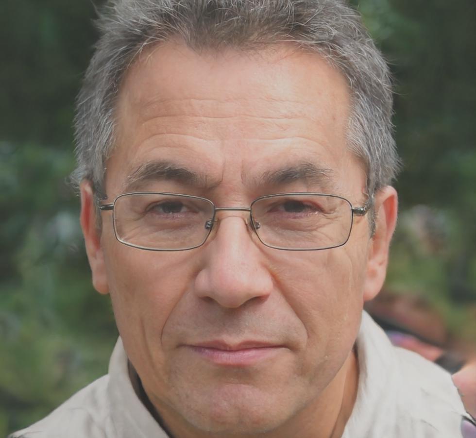 Analyste financier Théophile Beaumont